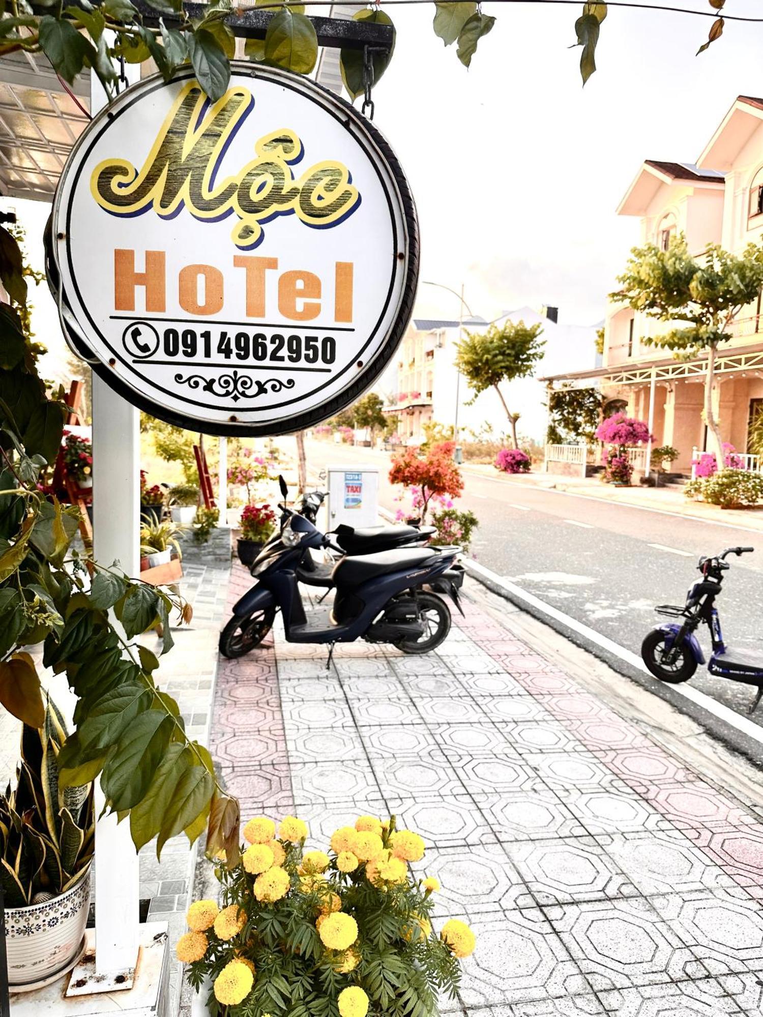 Moc Homestay- Near Bai Dai Beach Cam Lam Екстер'єр фото