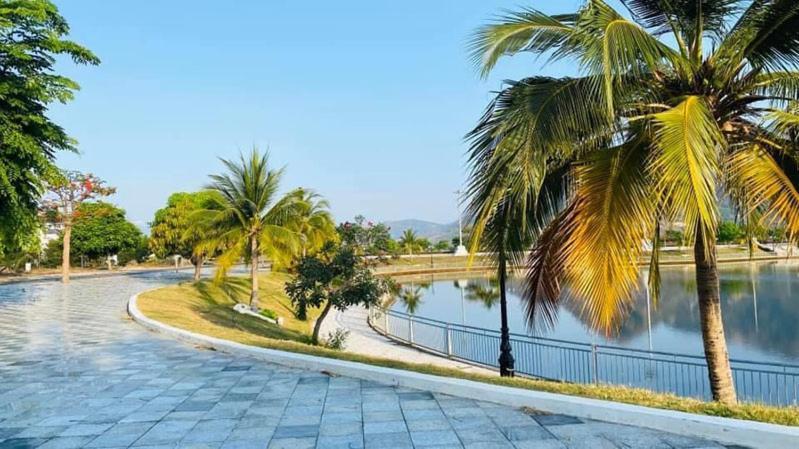 Moc Homestay- Near Bai Dai Beach Cam Lam Екстер'єр фото